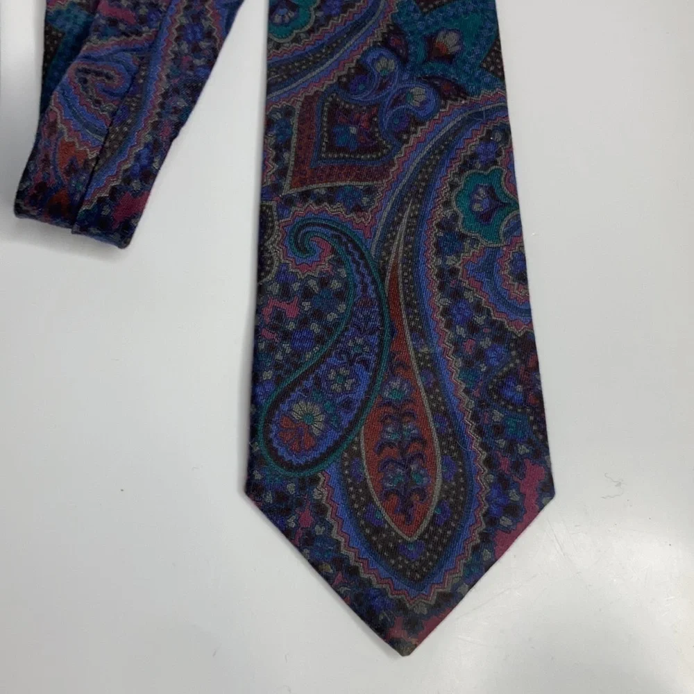 Liberty of London paisley tie 100% Cotton made in the‎ USA